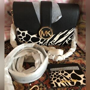 MK Bag with card holder lots